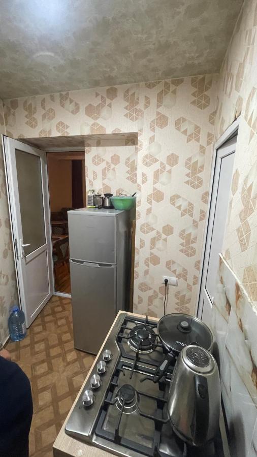 Tamara'S Apartament In Avlabari Tbilisi Esterno foto